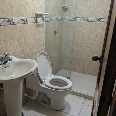 Apartamento Me Quedo Aqui, Casa Cerca Del Aeropuerto De Cartagena!